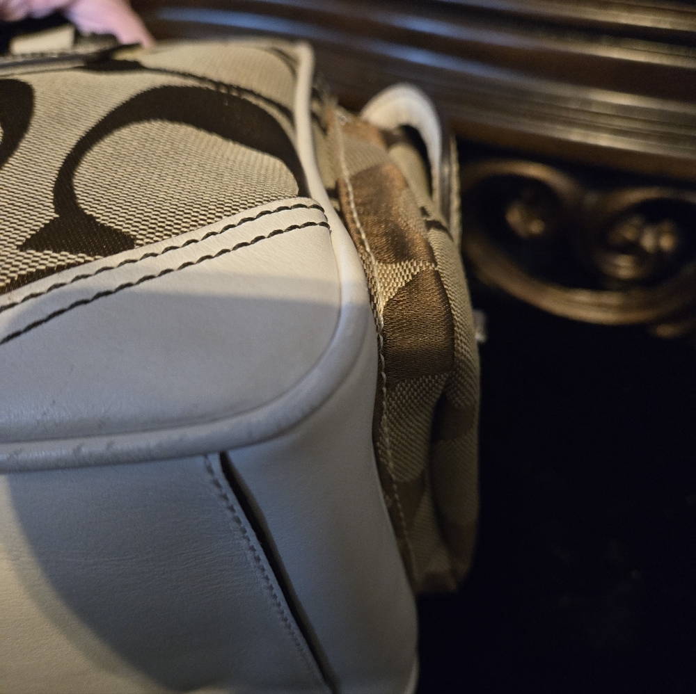 Coach Signature Monogram Pocket Tote Gallery Tote #6232 - Picture 5 of 15